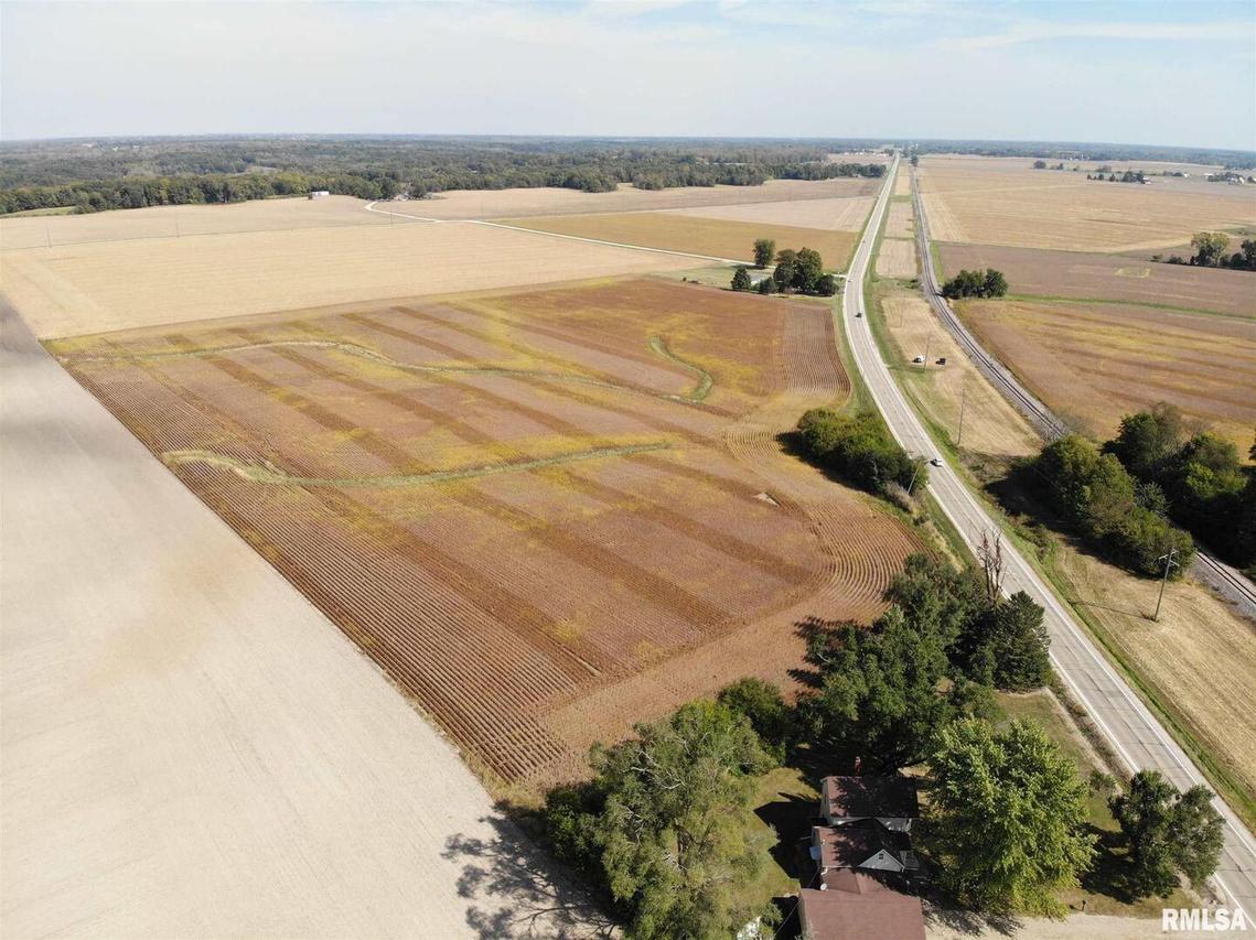 35 Il Route 100 Hwy., Lewistown, IL 61542