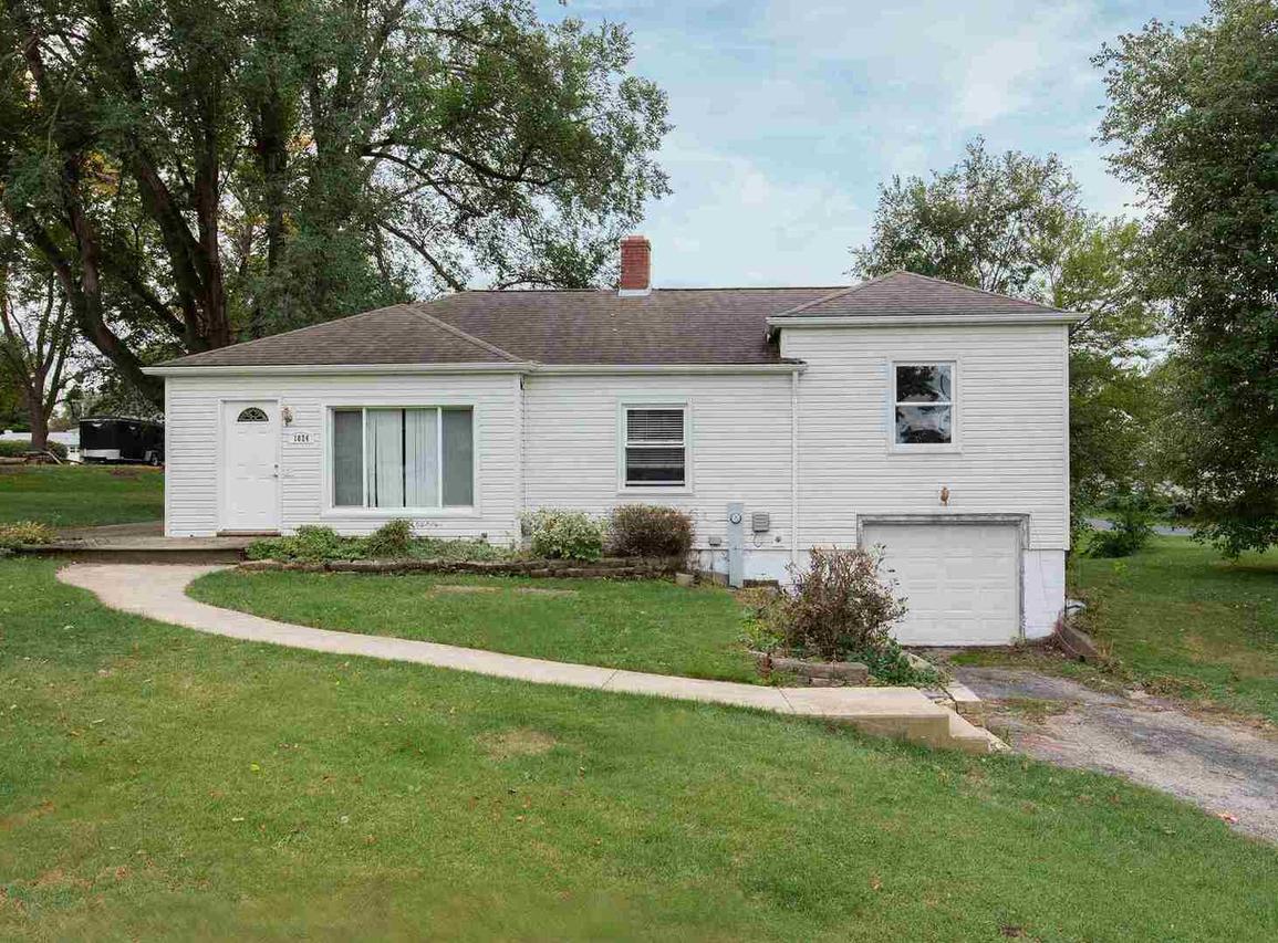 1024 11th Ave., Orion, IL 61273