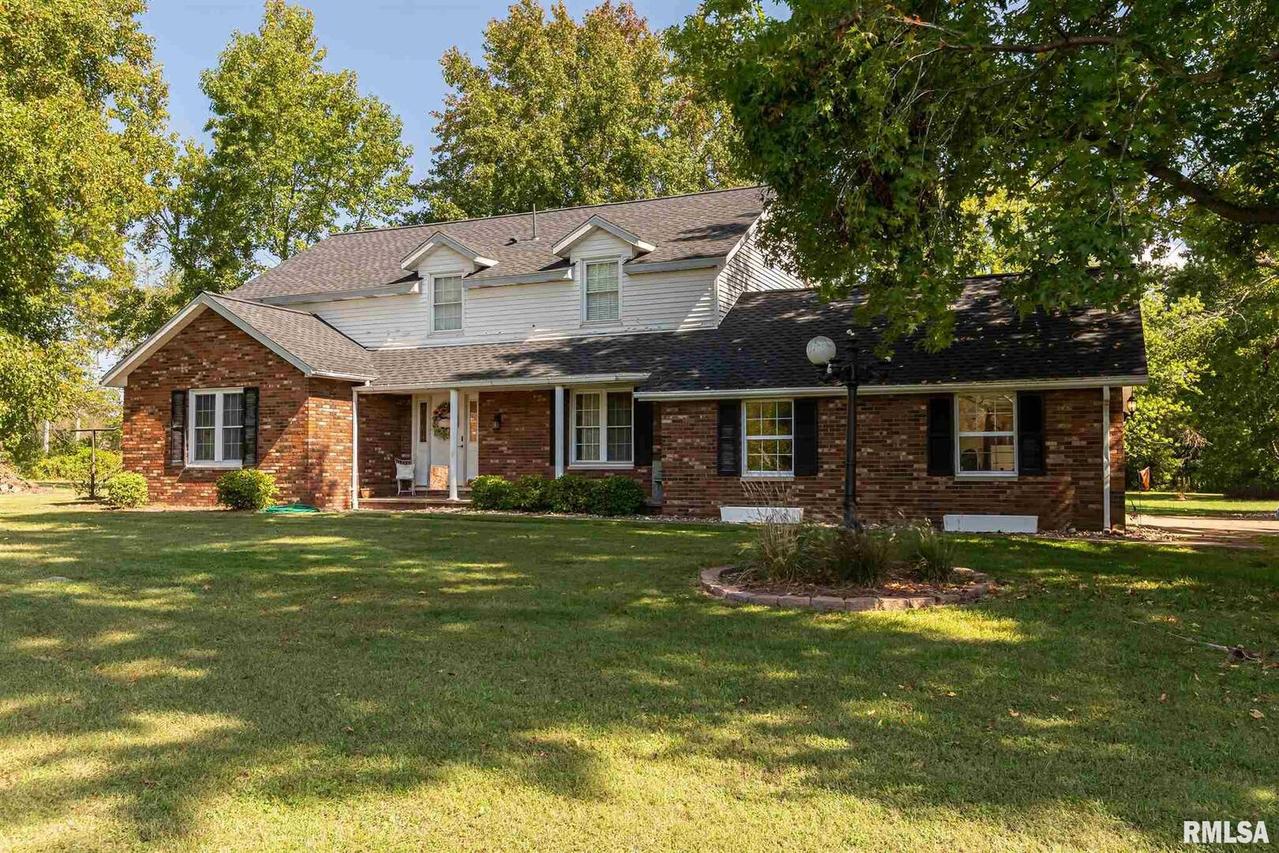 18 Old Johnston City Rd., West Frankfort, IL 62896