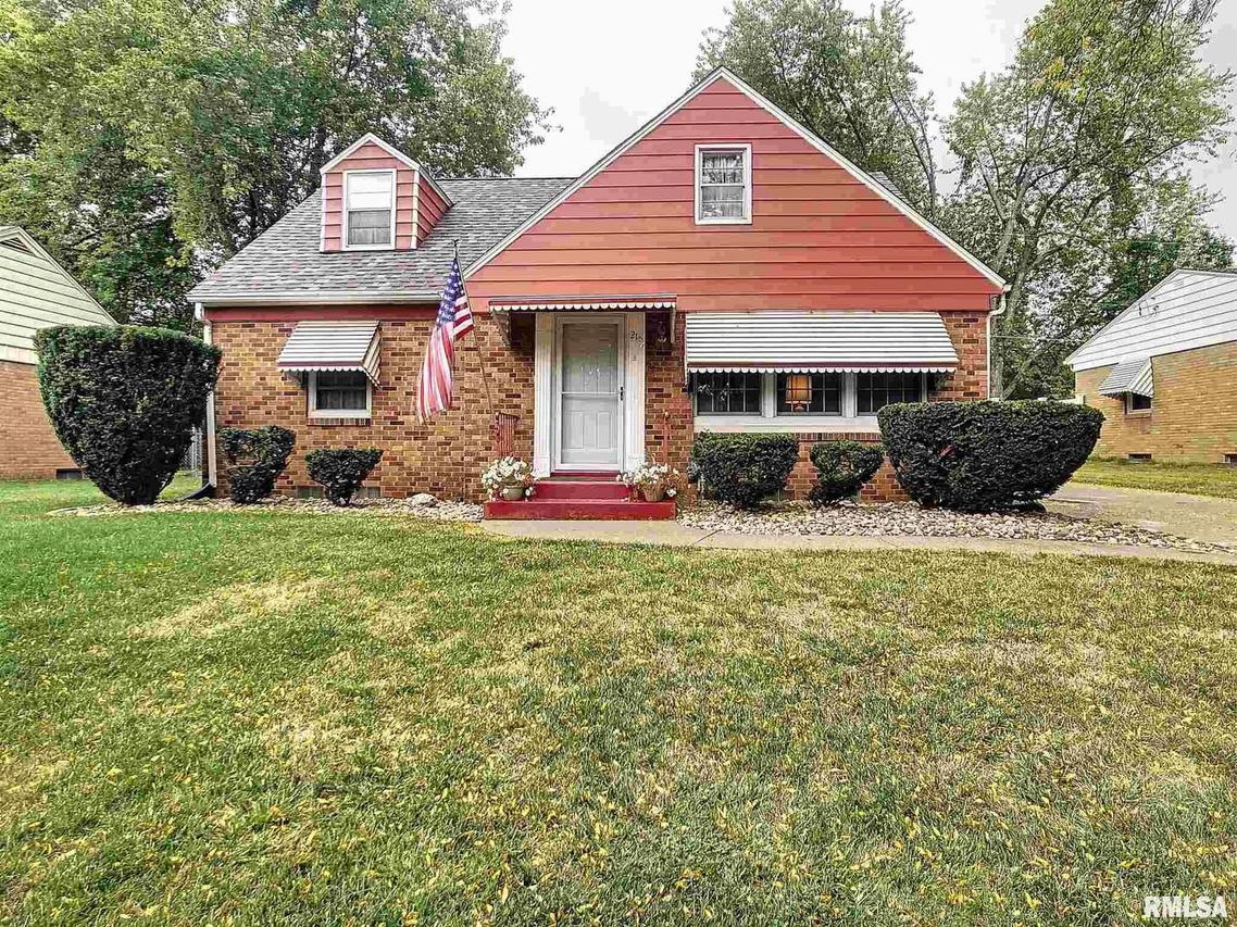 2106 23rd St., Rock Island, IL 61201