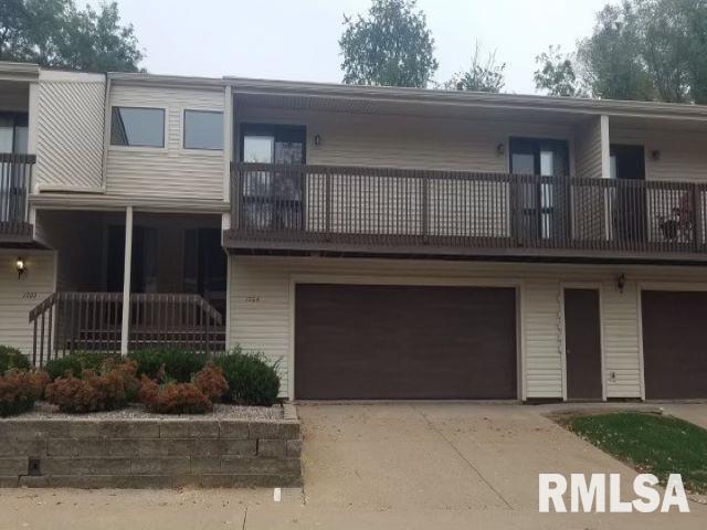 1204 35th Street Dr. #O, Moline, IL 61265