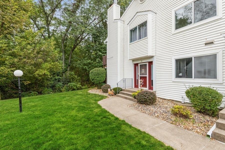 3930 38th St. #C, Rock Island, IL 61201