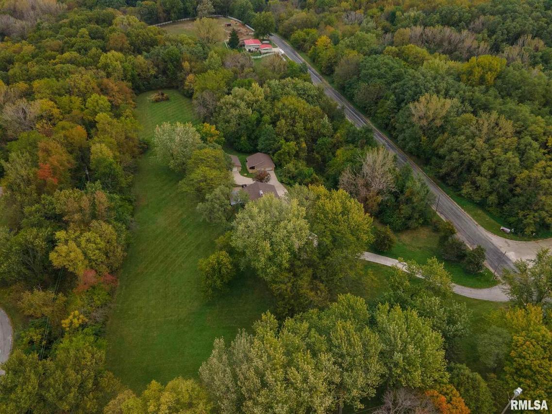 9000 14th St., Rock Island, IL 61201