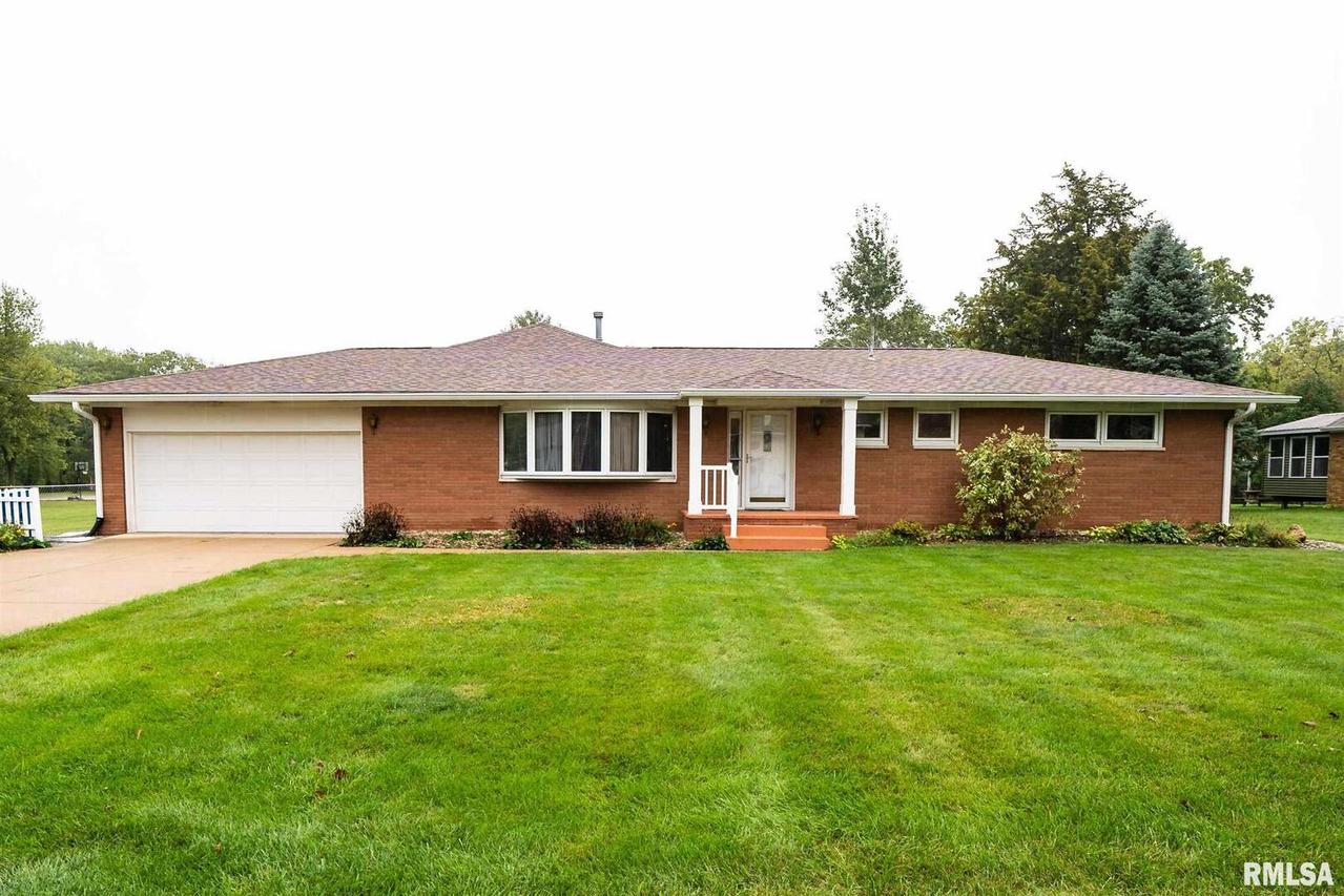 1519 14th St., Silvis, IL 61282