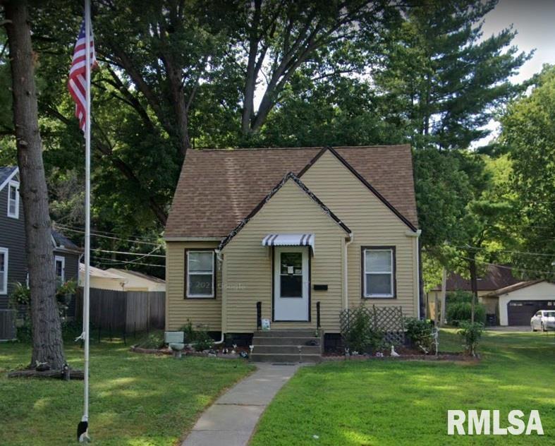 521 39th St., Moline, IL 61265