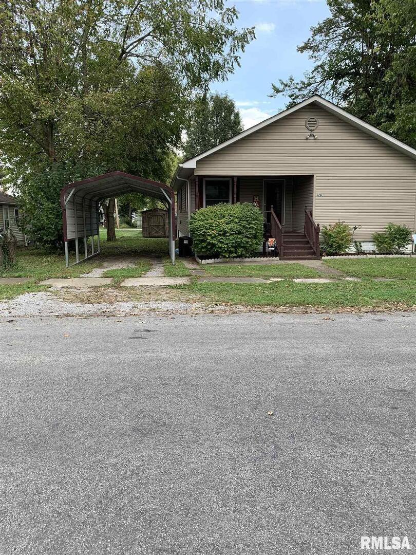 320 S 18th St., Herrin, IL 62948
