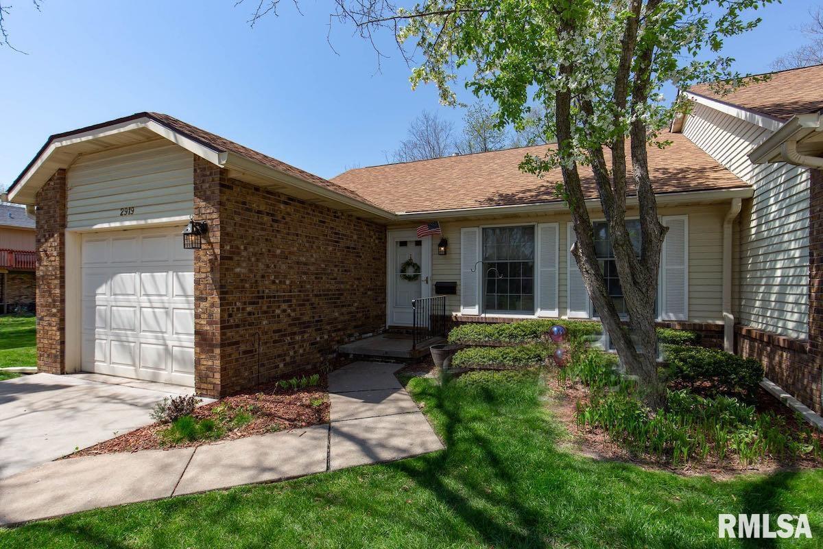 2919 4th St., Moline, IL 61265