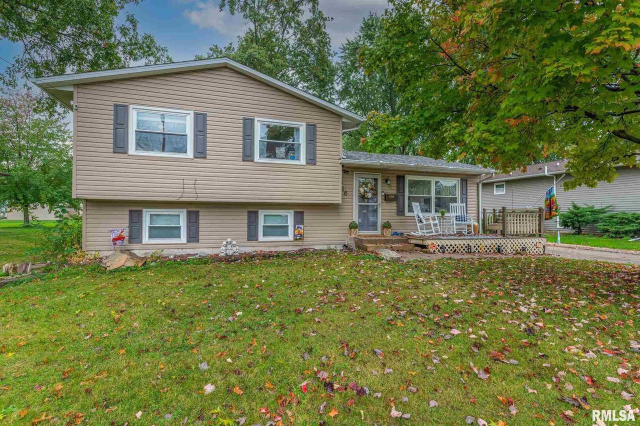 4716 27th Ave., Moline, IL 61265