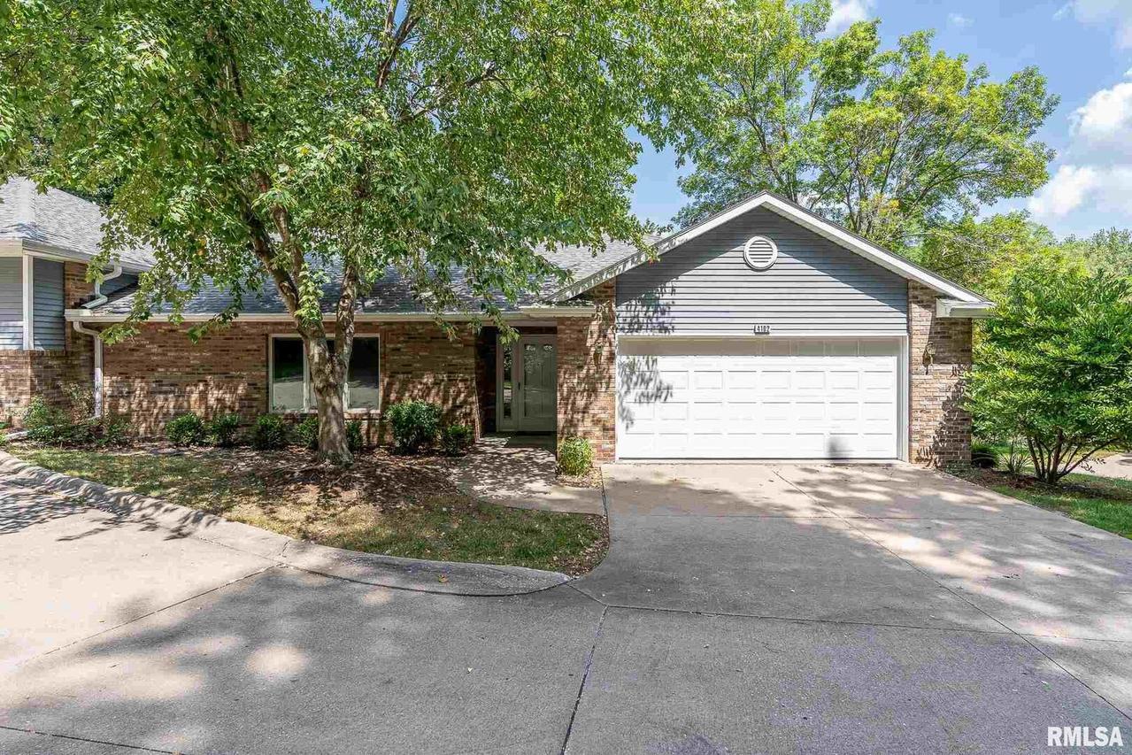 4102 46th Street Ct., Rock Island, IL 61201