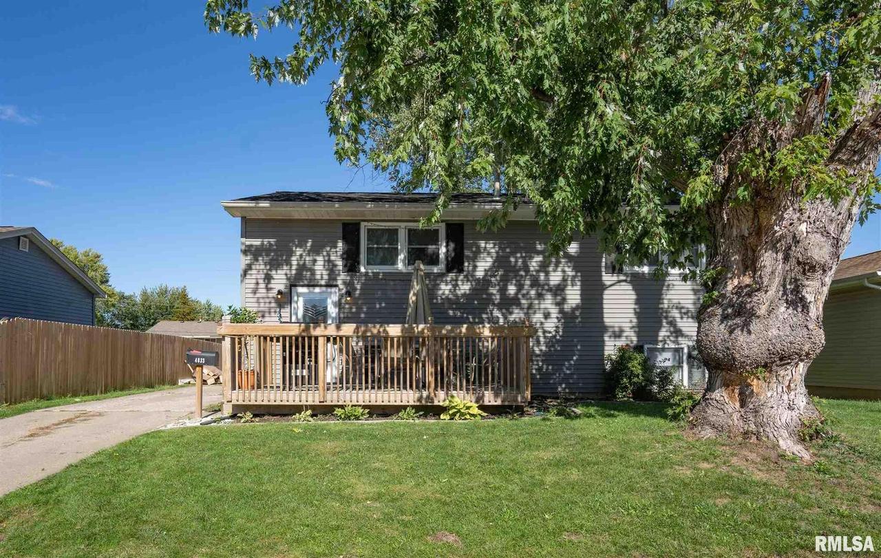 4833 50th Ave., Moline, IL 61265