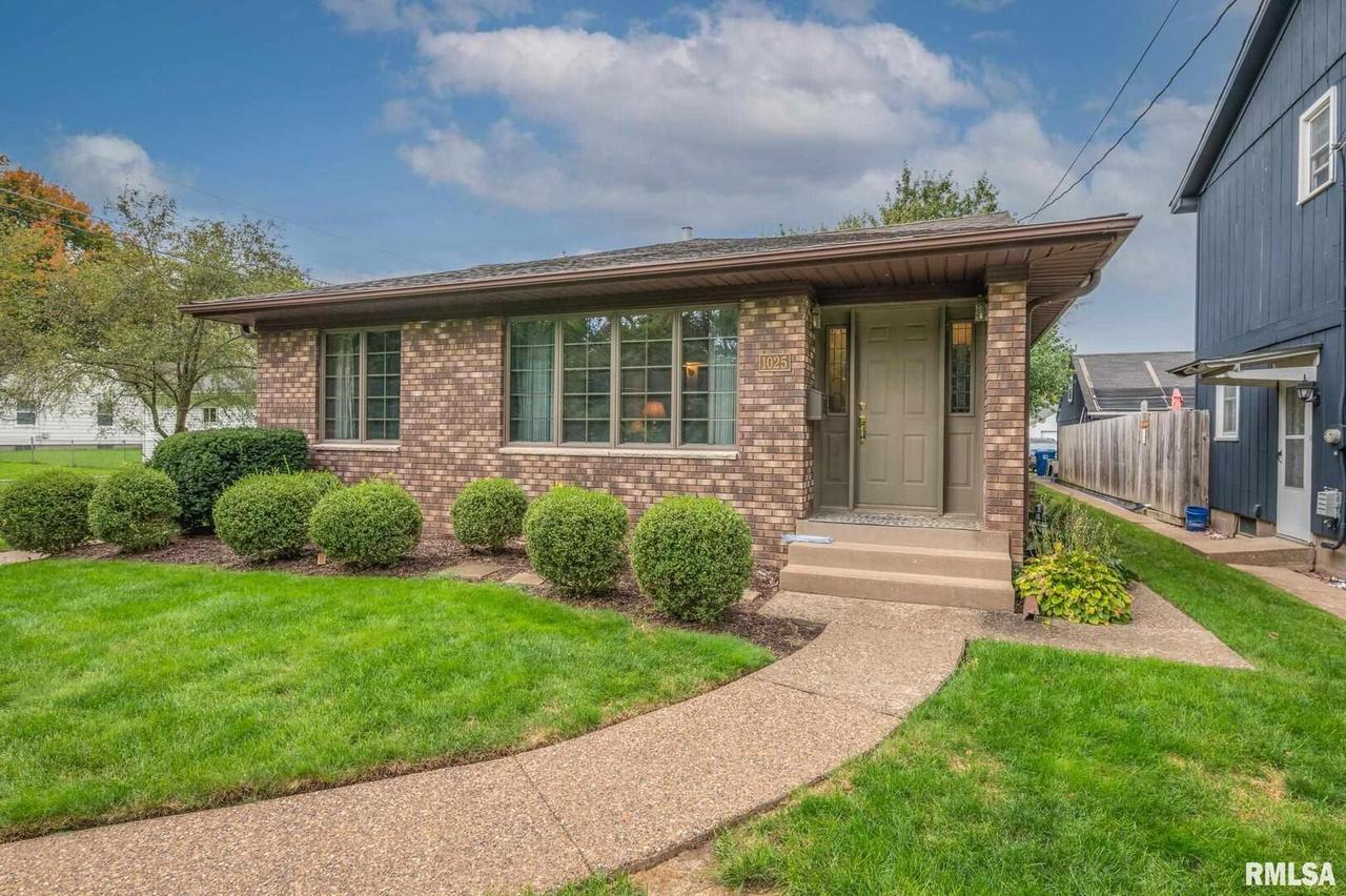 1025 54th St., Moline, IL 61265