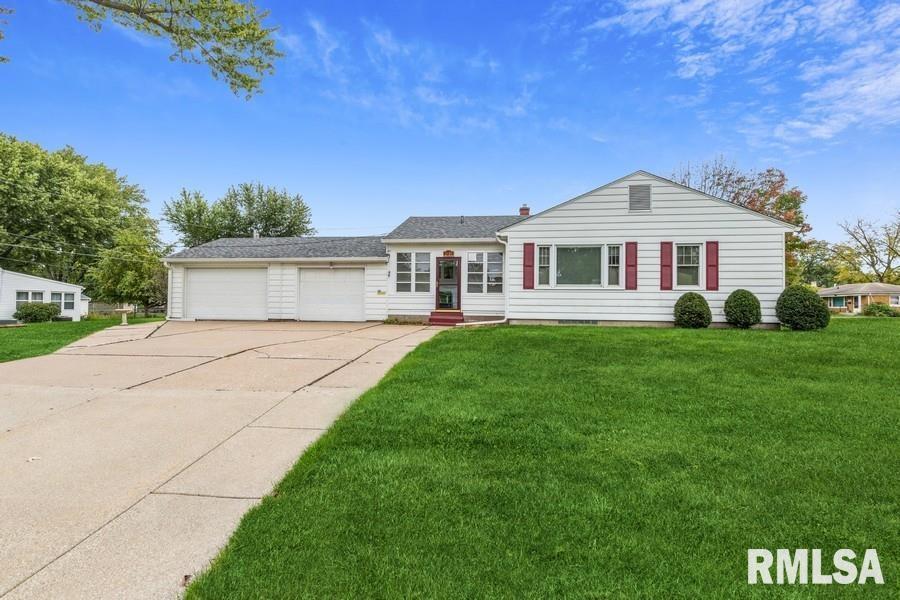 2425 40th St., Rock Island, IL 61201