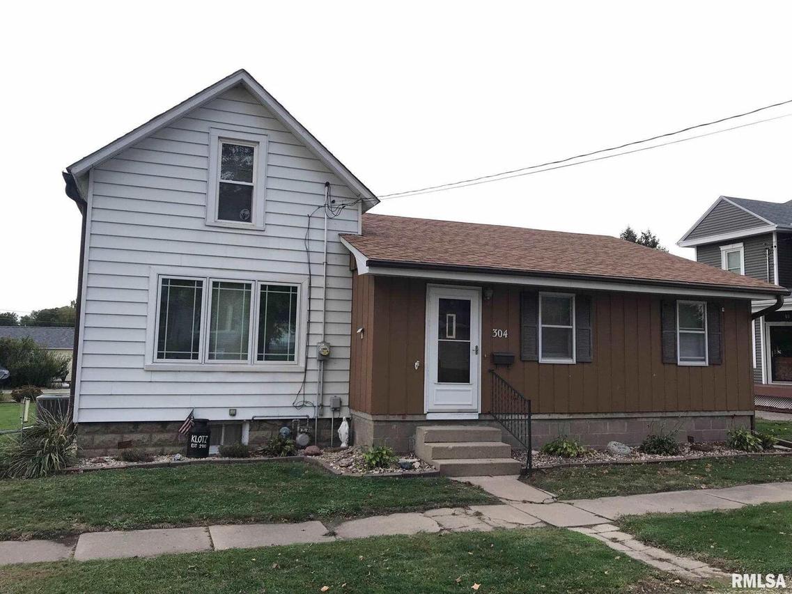 304 E Main St., Atkinson, IL 61235