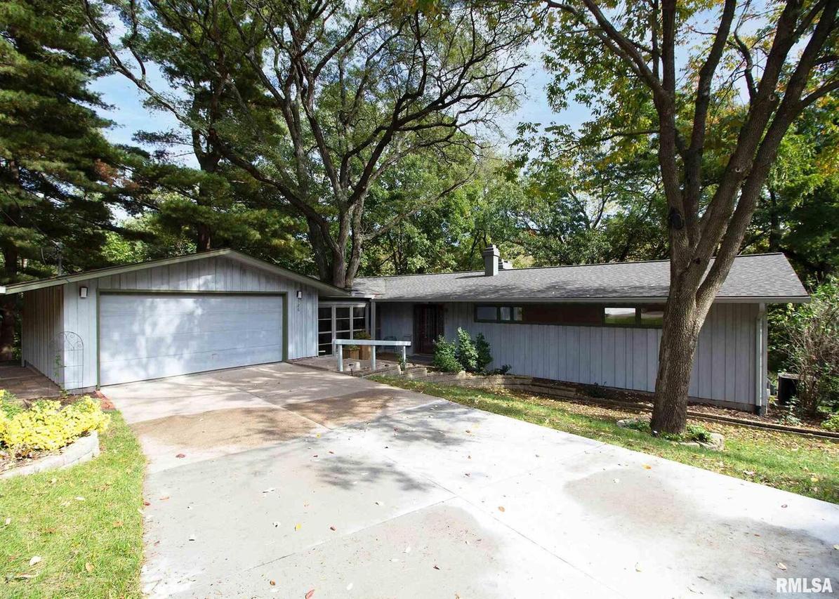 926 32nd Avenue Ct., Moline, IL 61265