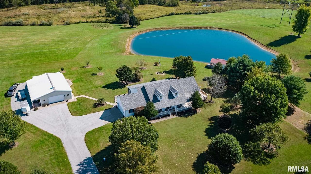 496 Larkins Creek Ln., Tunnel Hill, IL 62972