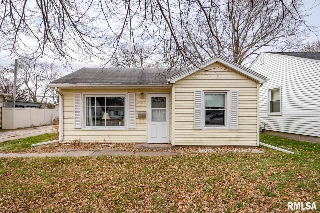 2421 47th St., Moline, IL 61265