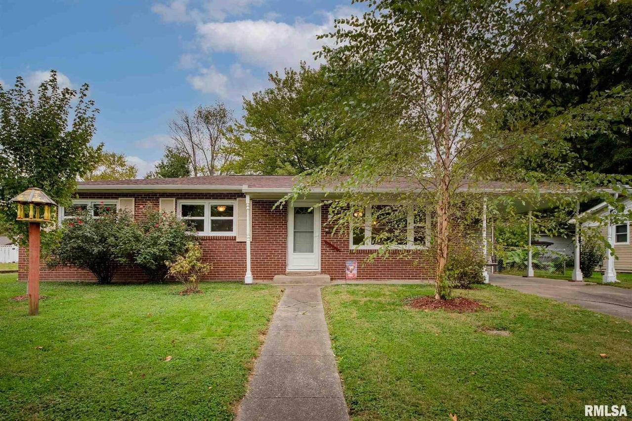 716 S 22nd St., Herrin, IL 62948