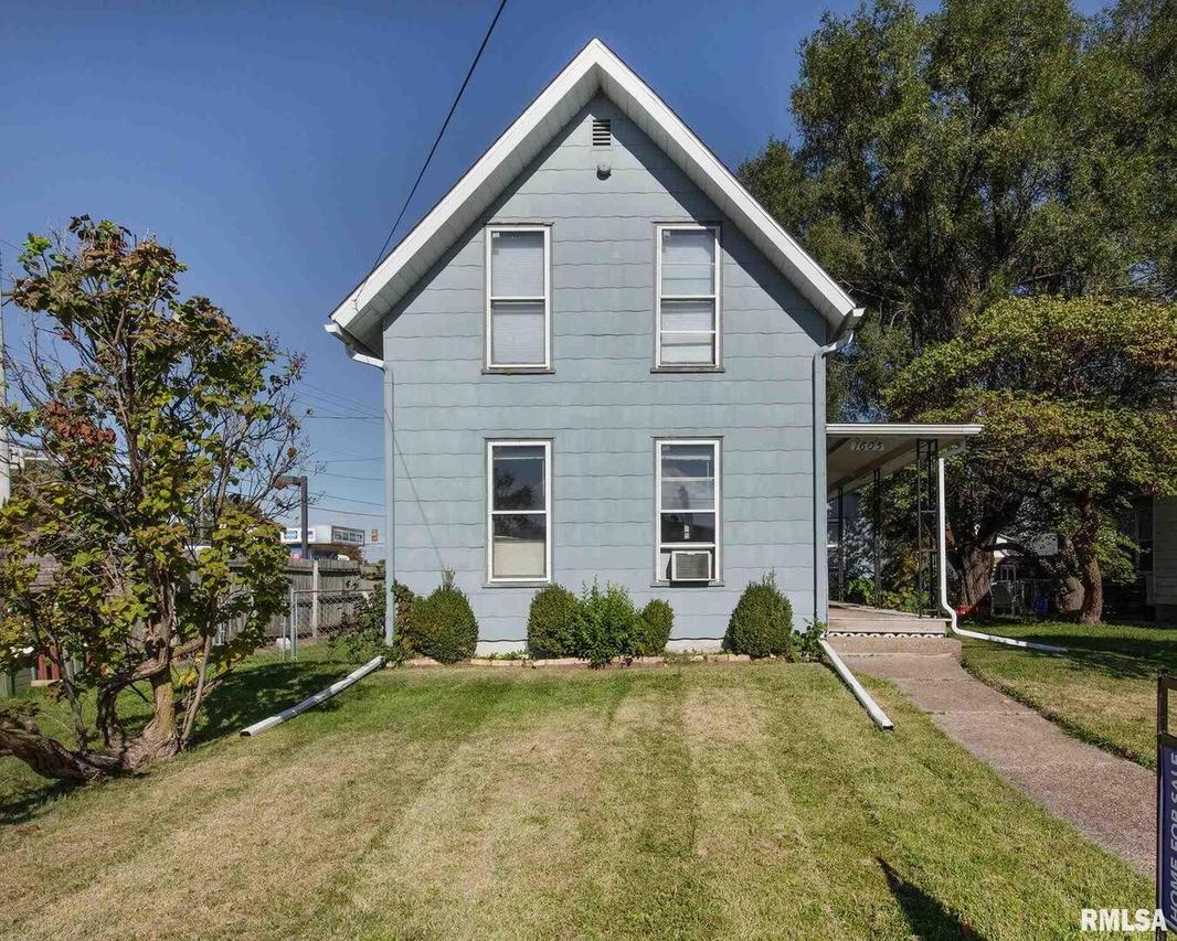 1605 20th Ave., Moline, IL 61265