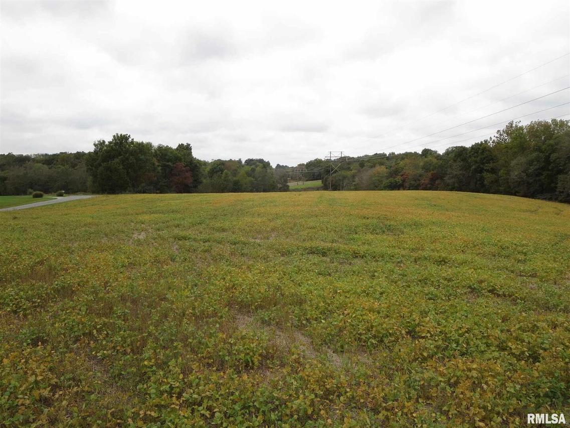 1924 Castle Oaks Rd., Pittsburg, IL 62974