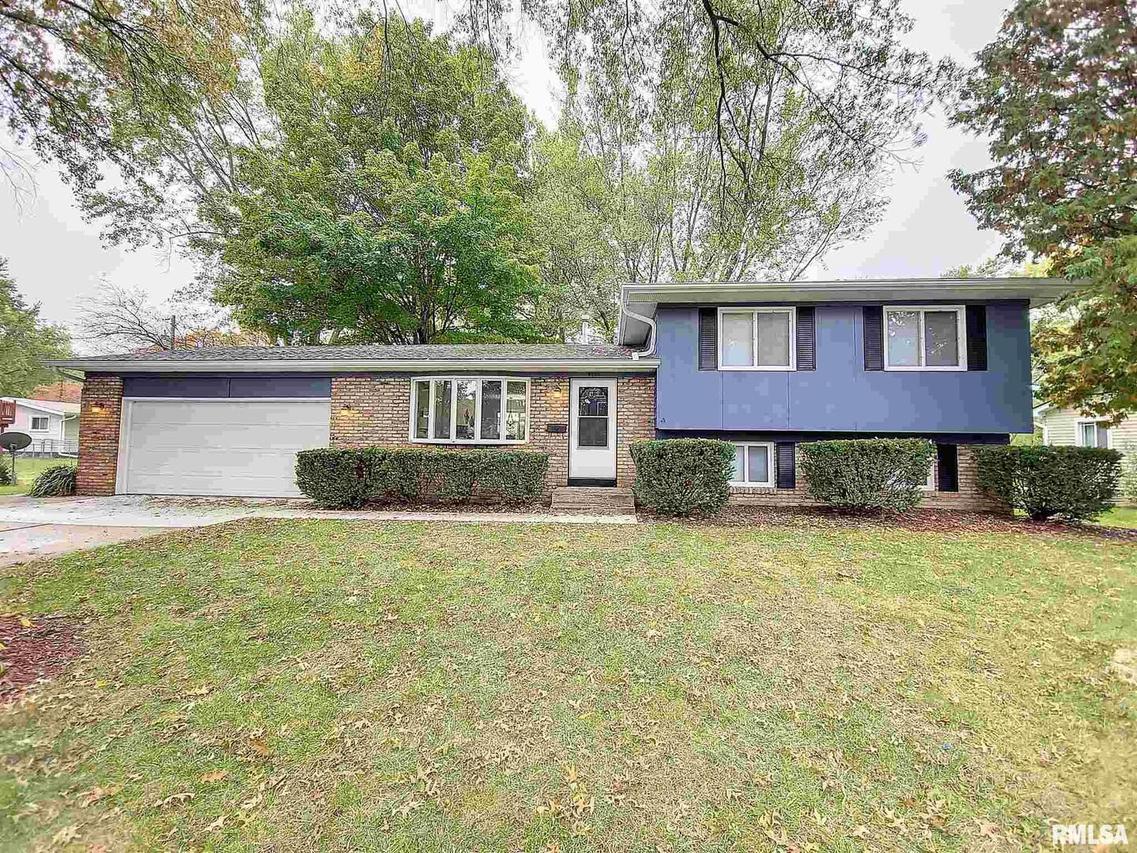 2339 4th St. #A, East Moline, IL 61244