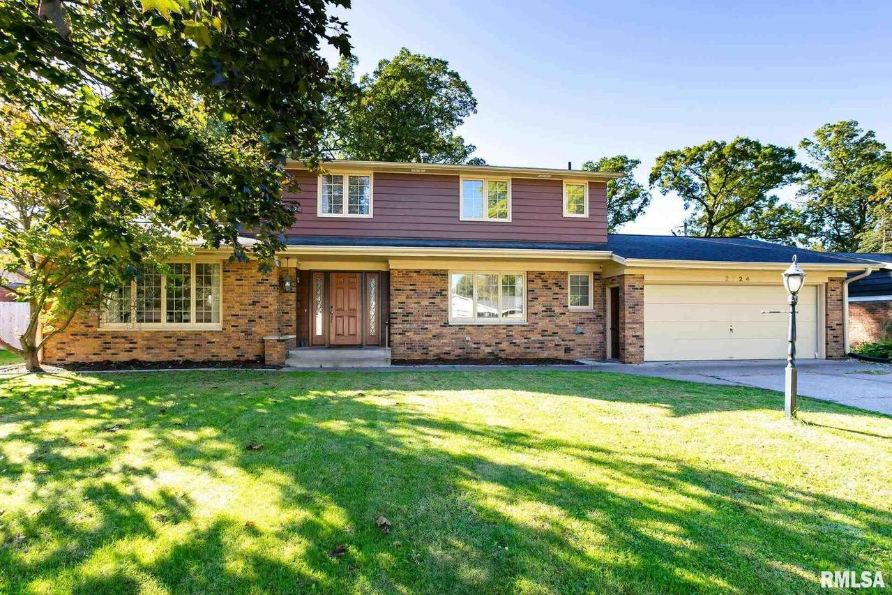 2724 29th Ave., Rock Island, IL 61201