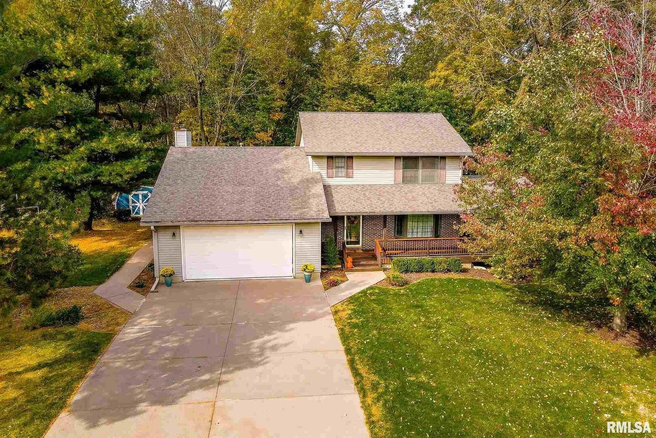 10200 136th St., Taylor Ridge, IL 61284