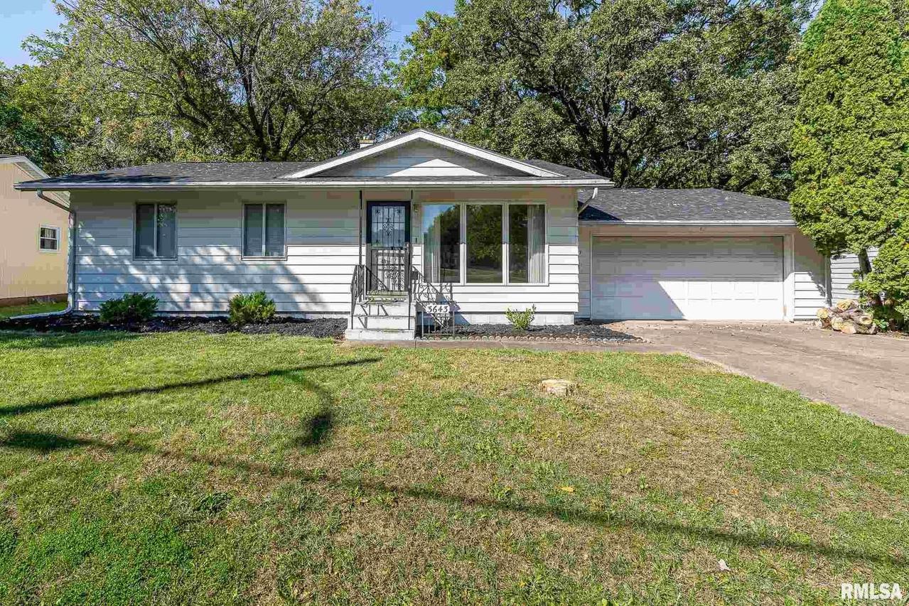 3643 9th St., East Moline, IL 61244
