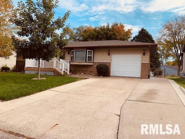 1517 13th St., Silvis, IL 61282