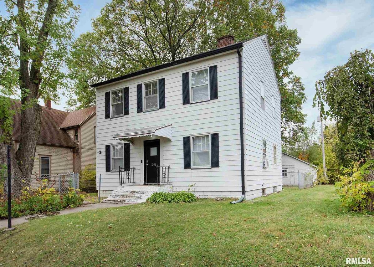1006 16th St., Rock Island, IL 61201