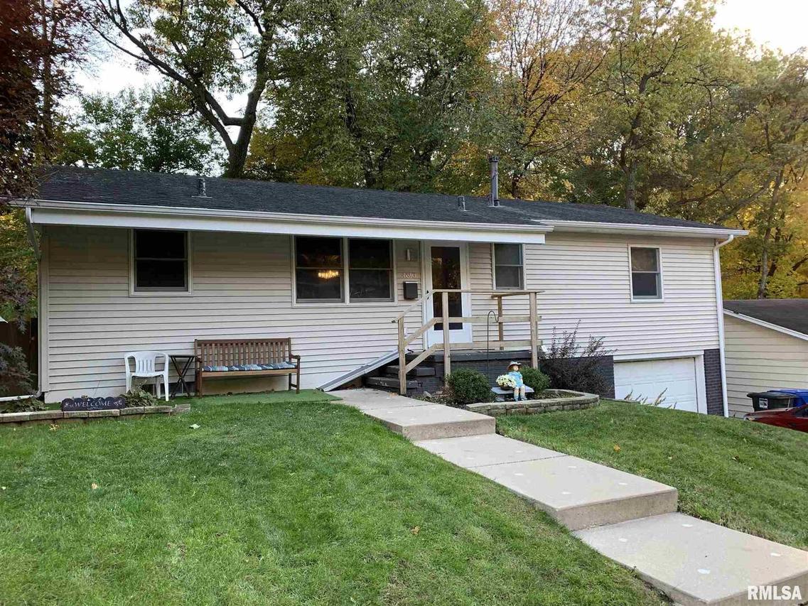 4610 8th Ave., Moline, IL 61265