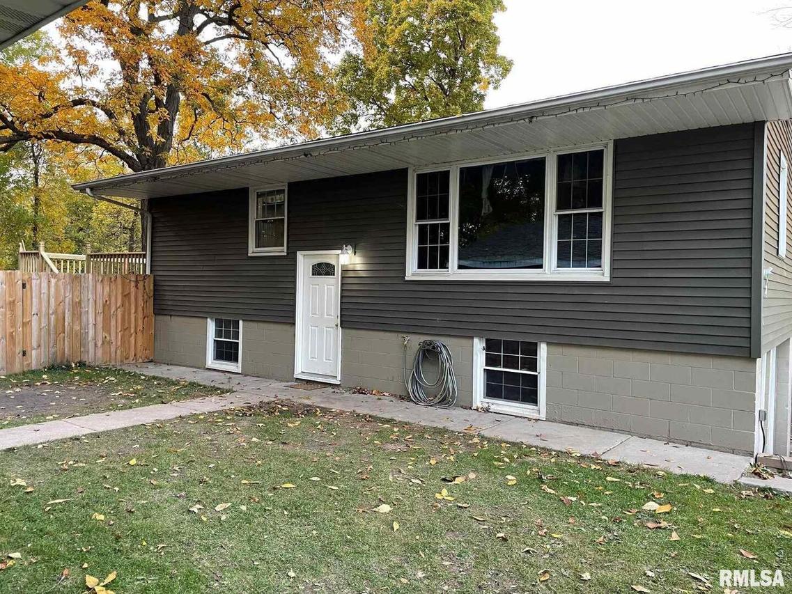 3611 17th St., East Moline, IL 61244