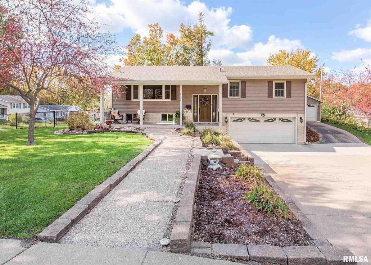 2730 34th Avenue Ct., Rock Island, IL 61201