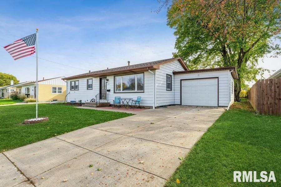 552 29th Ave., East Moline, IL 61244