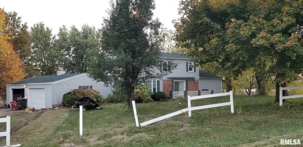 24565 Empire Ave., Sterling, IL 61081