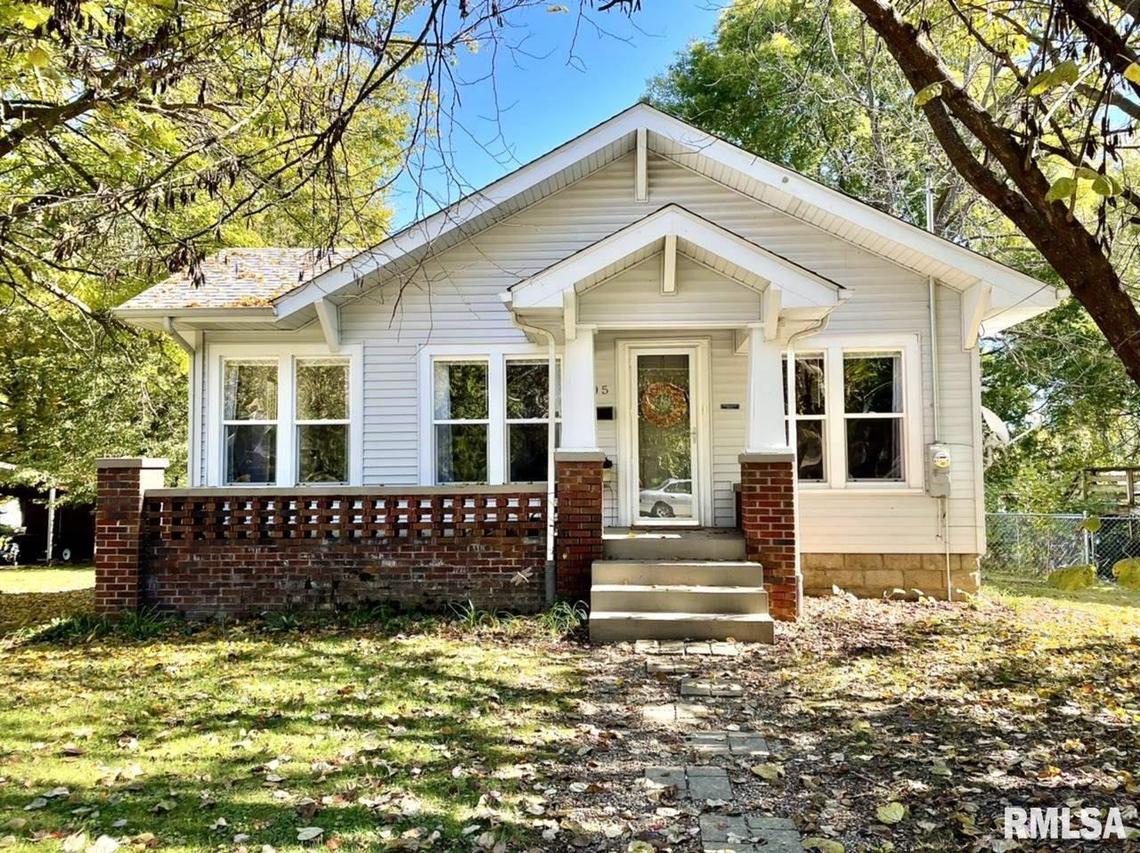 705 N Bridge St., Carbondale, IL 62901