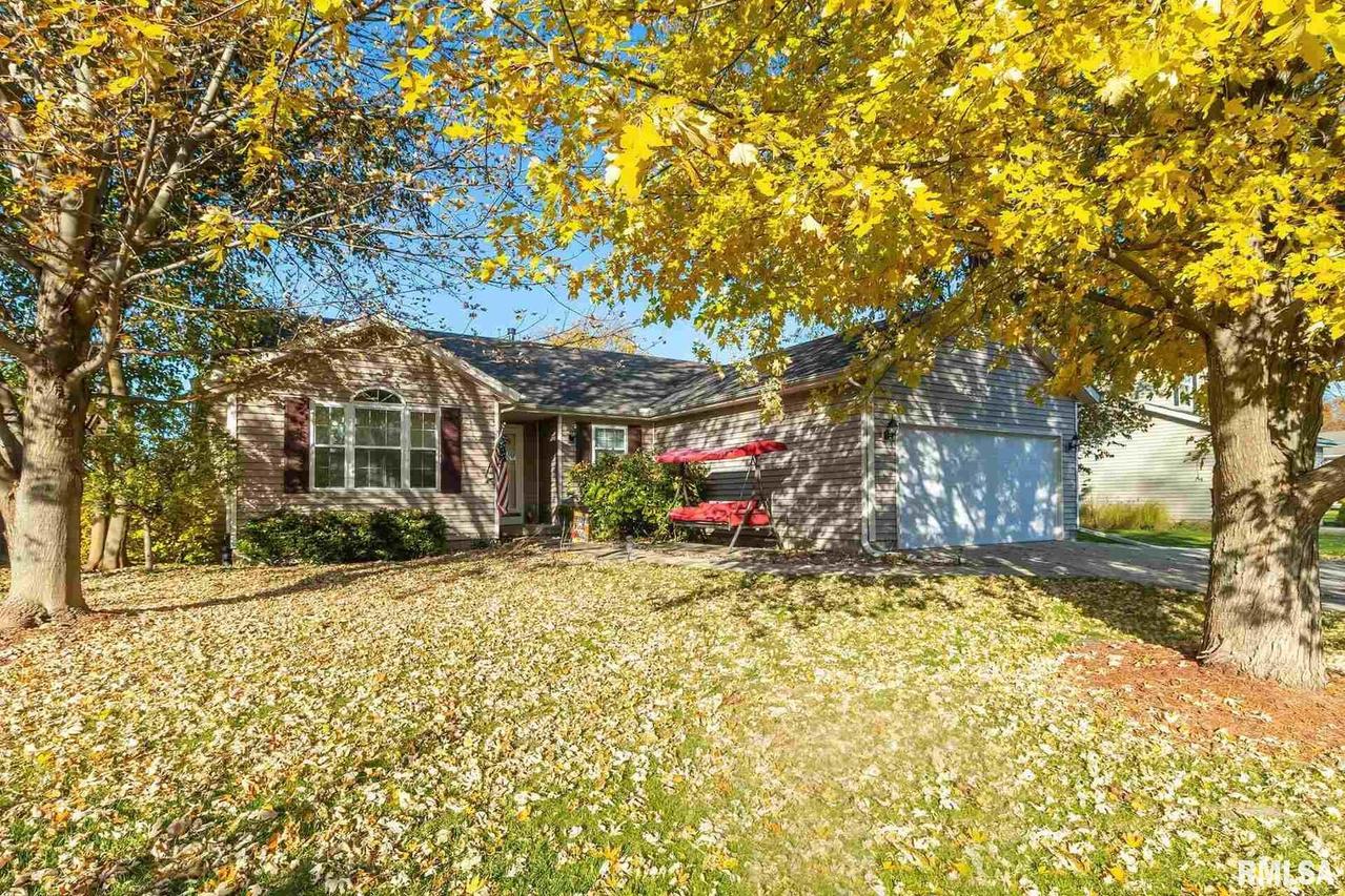 326 8th Ave., Hampton, IL 61256