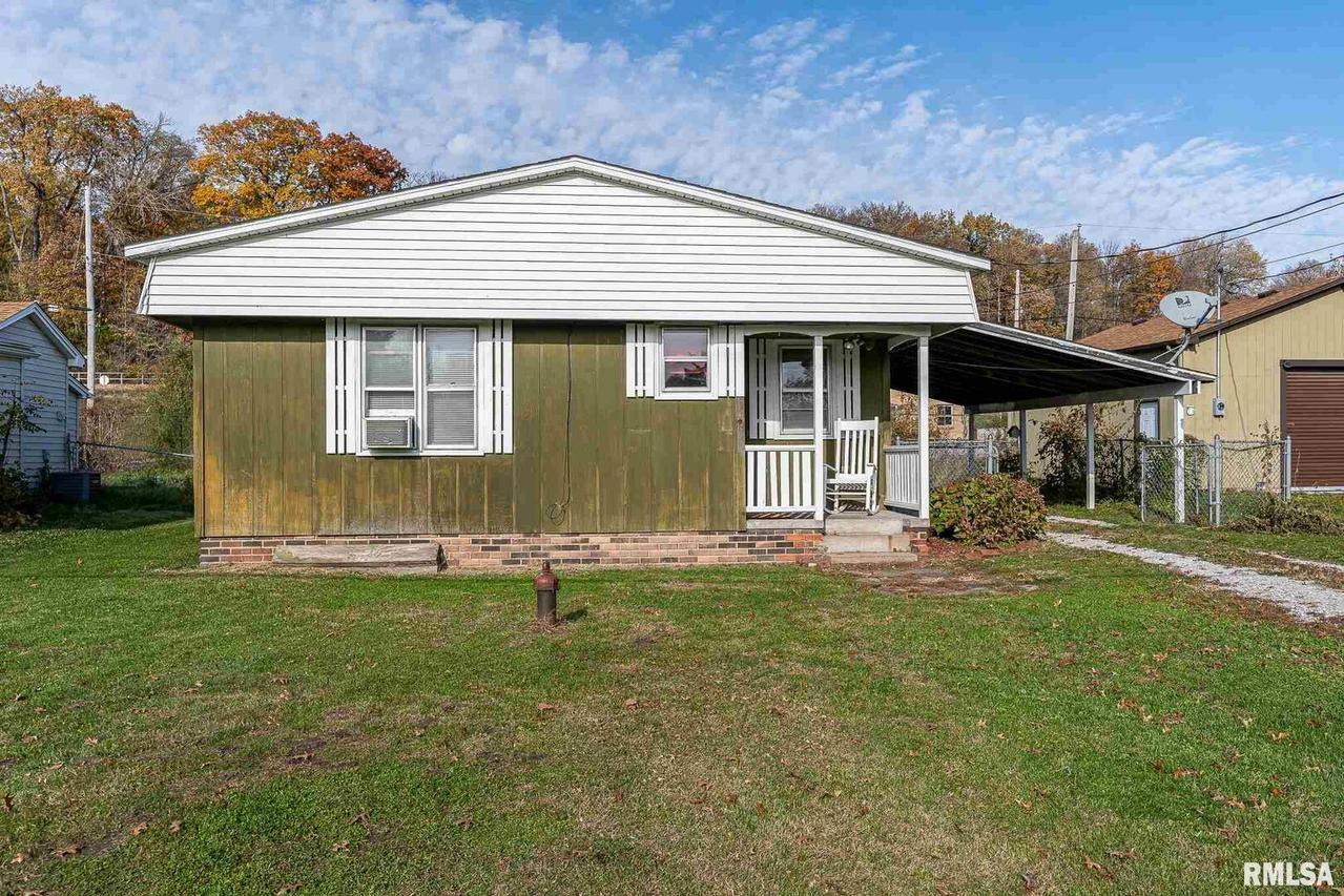 2605 47th Ave., Rock Island, IL 61201