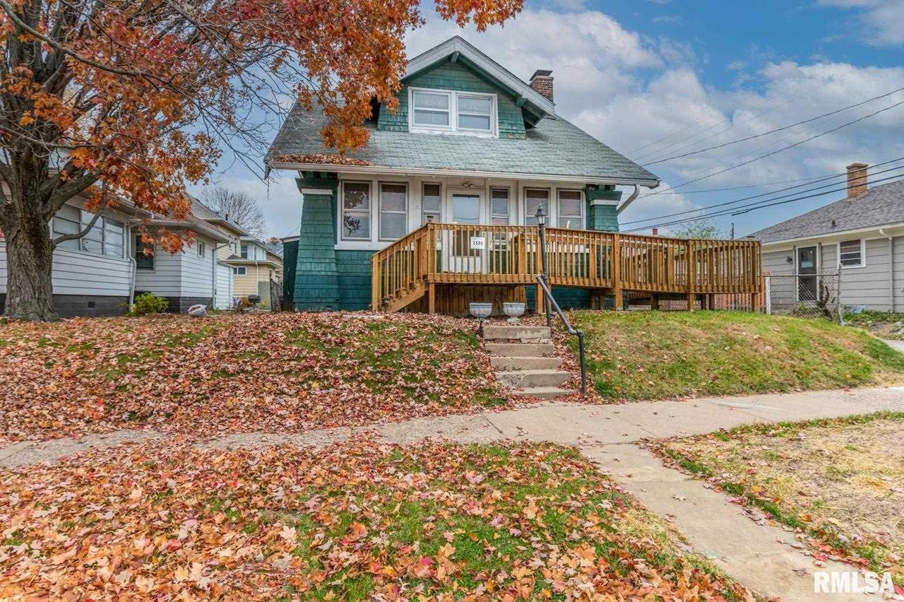 1531 21st Ave., Moline, IL 61265
