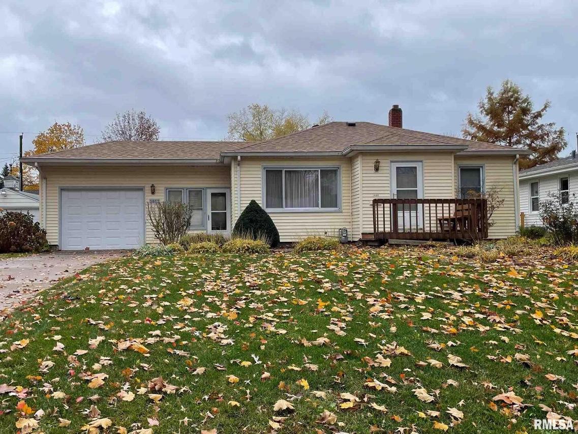 3852 27th Ave., Rock Island, IL 61201