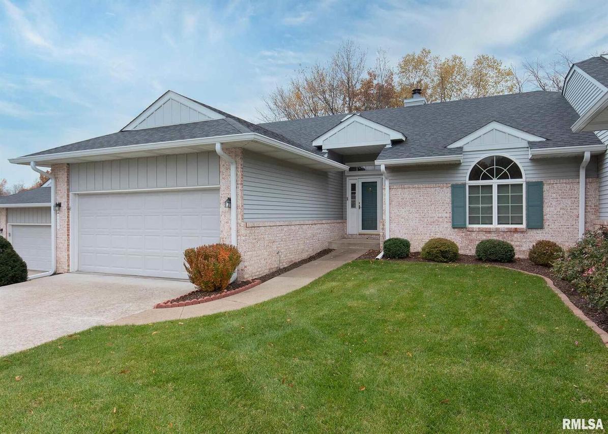 4837 6th Street Ct., East Moline, IL