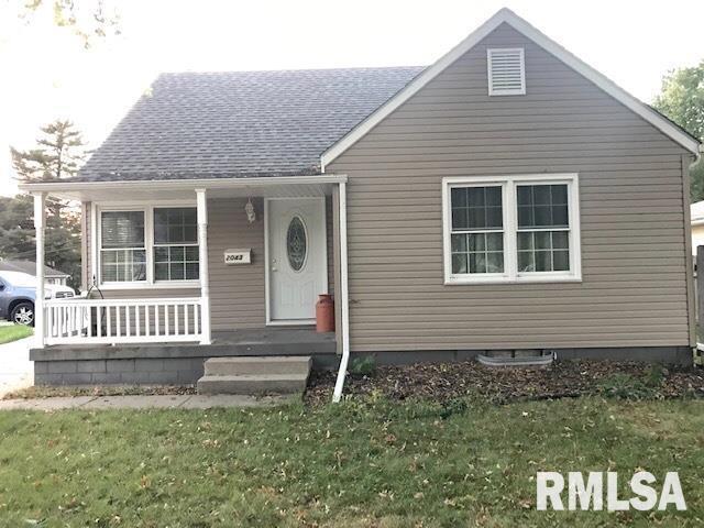 2043 53rd St., Moline, IL 61265