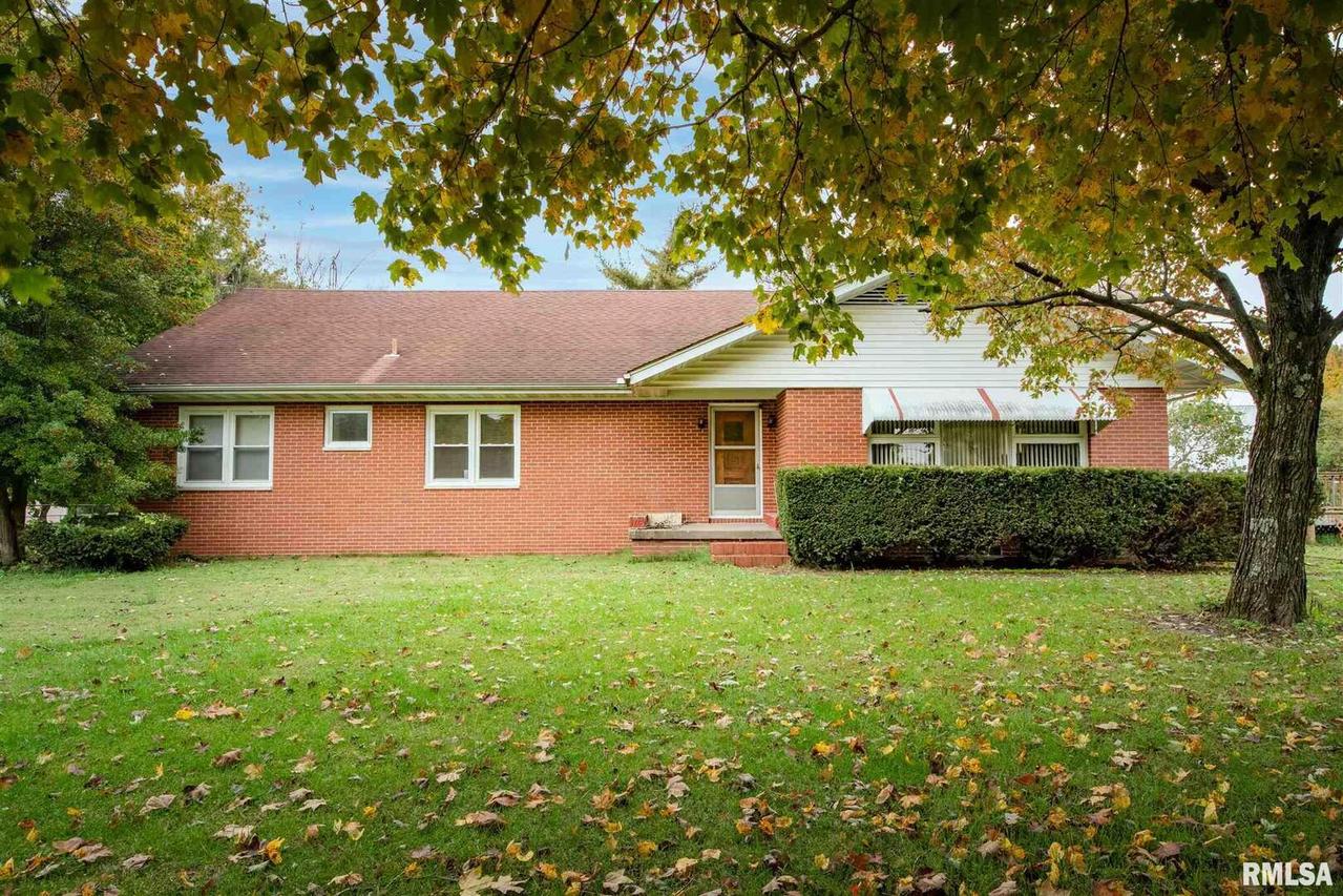 1005 Weaver Rd., Herrin, IL 62948