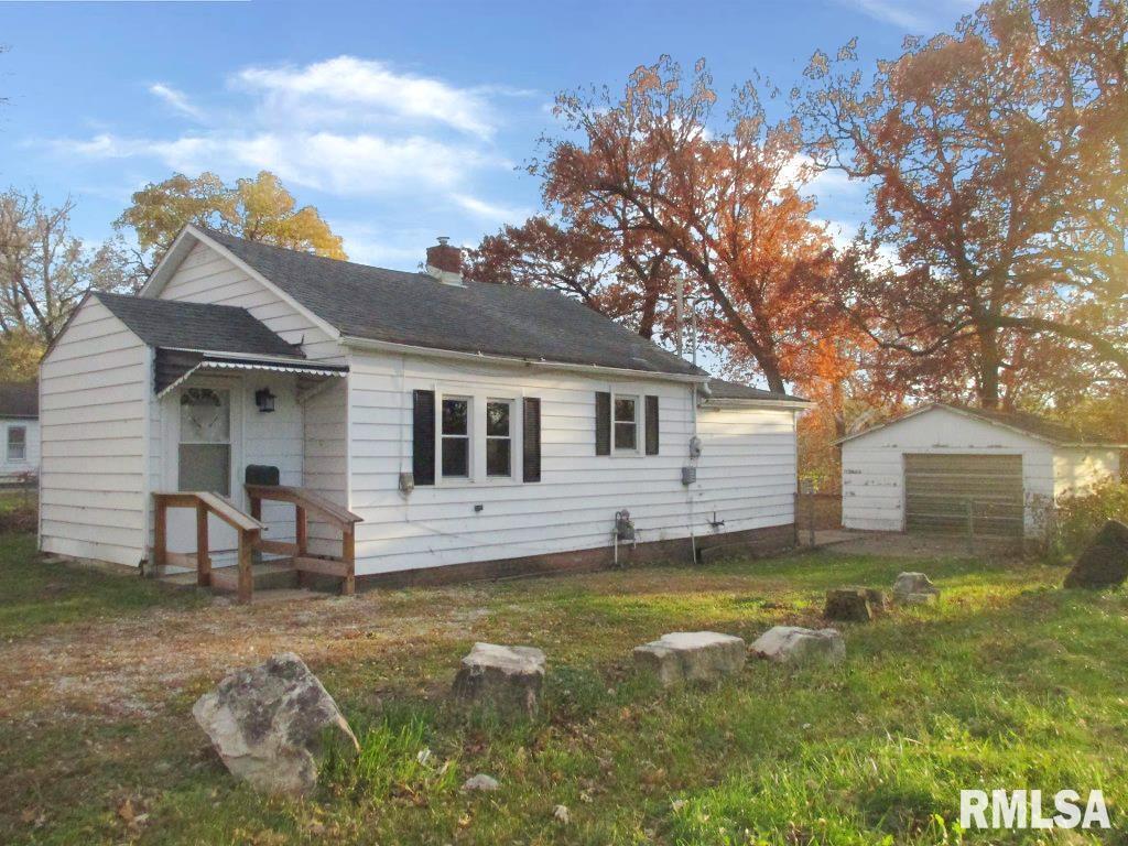 4014 4th St., Rock Island, IL 61201