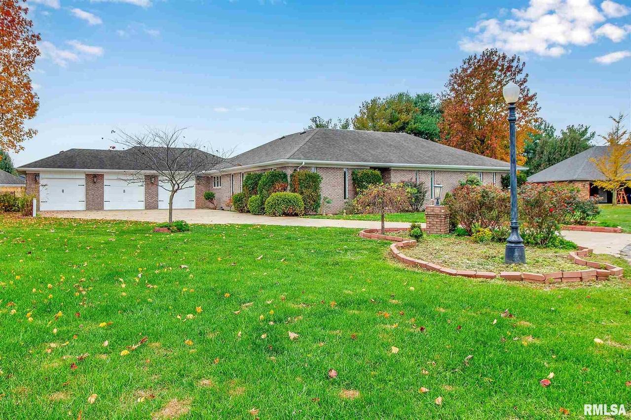 1604 S Eugene Ln., Marion, IL 62959