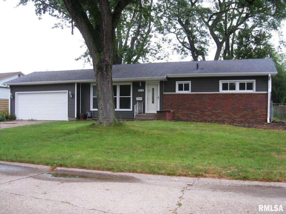 3618 7 1/2 St., East Moline, IL 61244