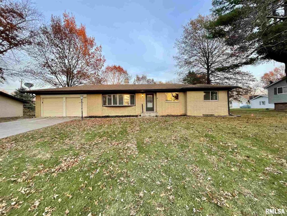 7 Cottonwood Ln., Colona, IL 61241