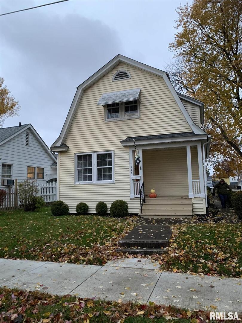 1845 27th St., Moline, IL 61265