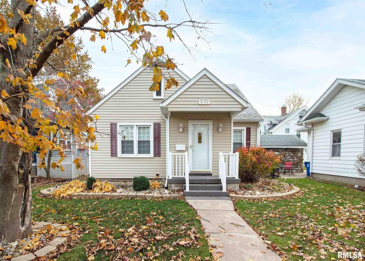 2132 12th St., Moline, IL 61265