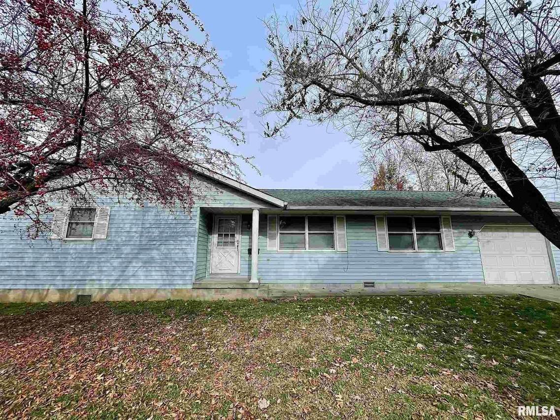 1000 N 14th St., Herrin, IL 62948