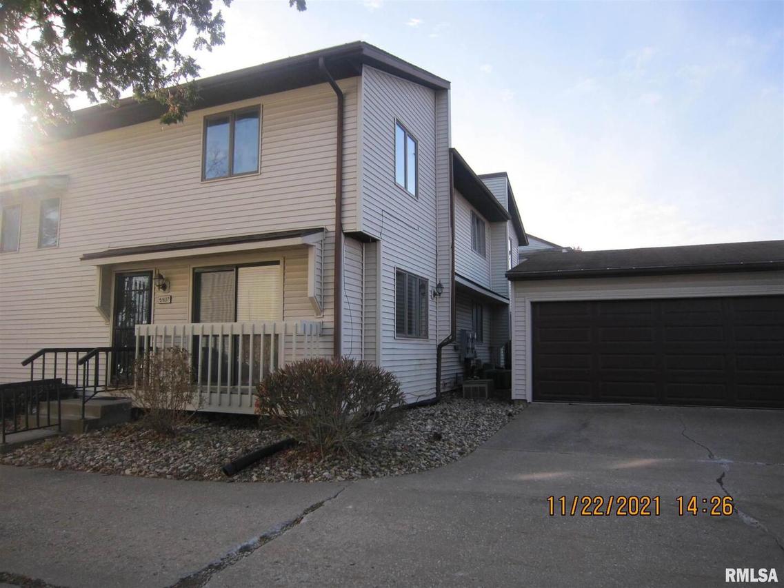 5907 36th Avenue Ct. #17, Moline, IL 61265